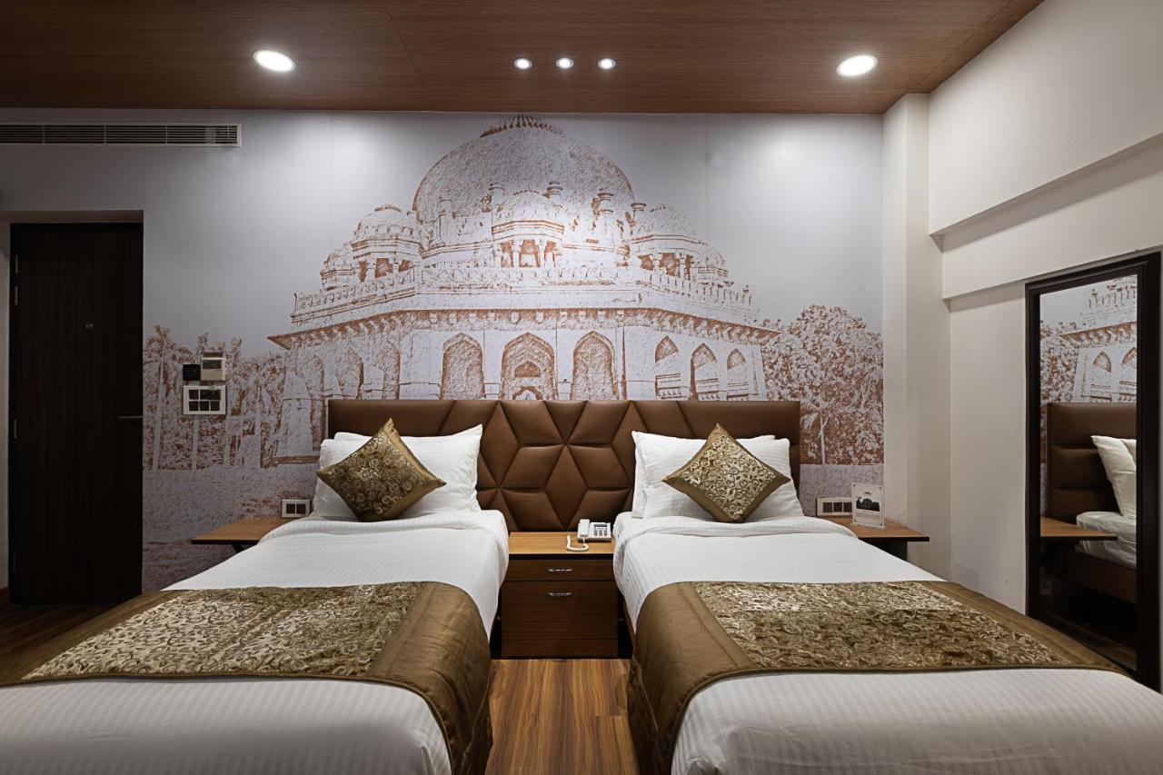 Delhieez - A Boutique Hotel ニューデリー エクステリア 写真