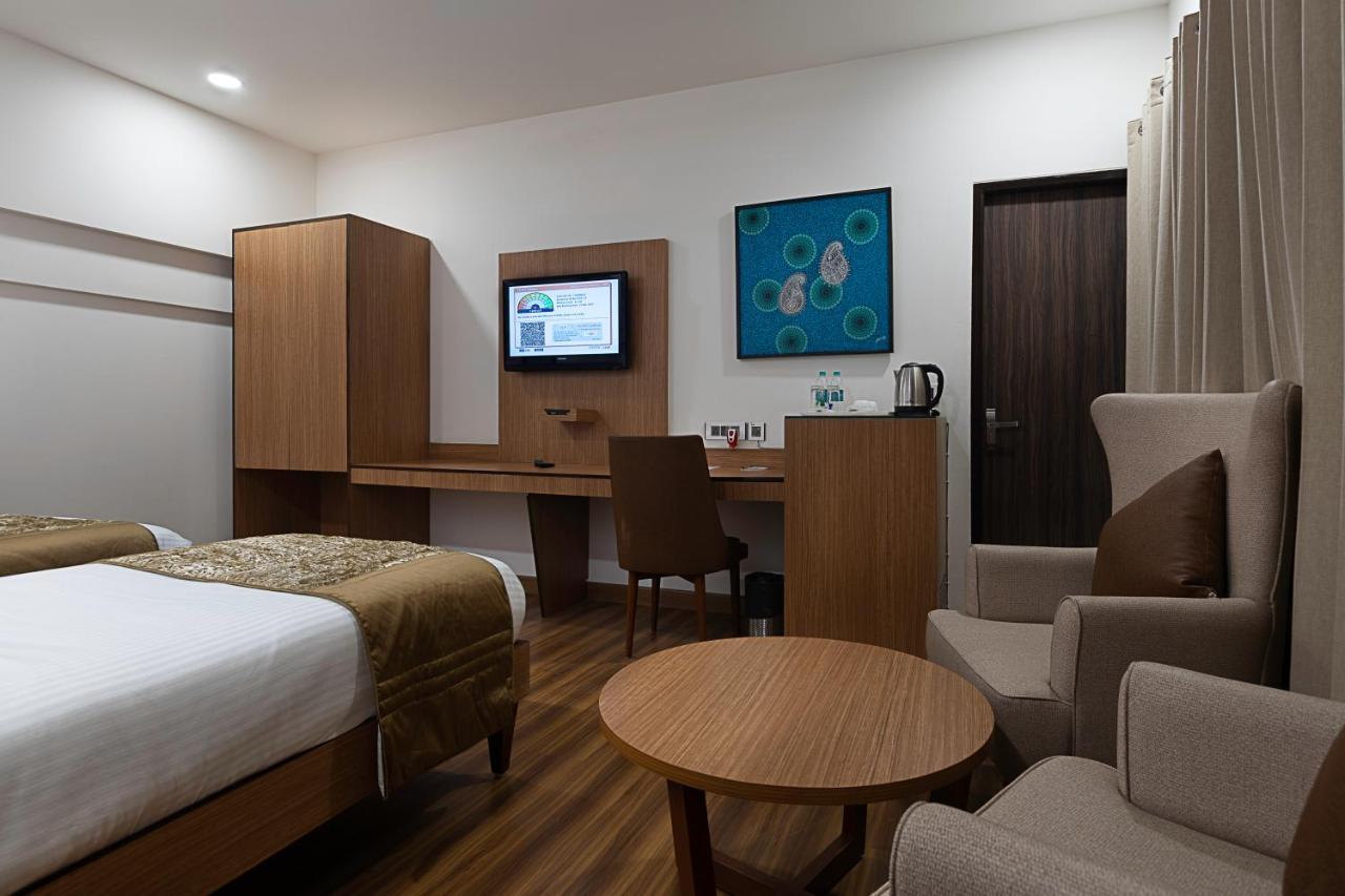 Delhieez - A Boutique Hotel ニューデリー エクステリア 写真