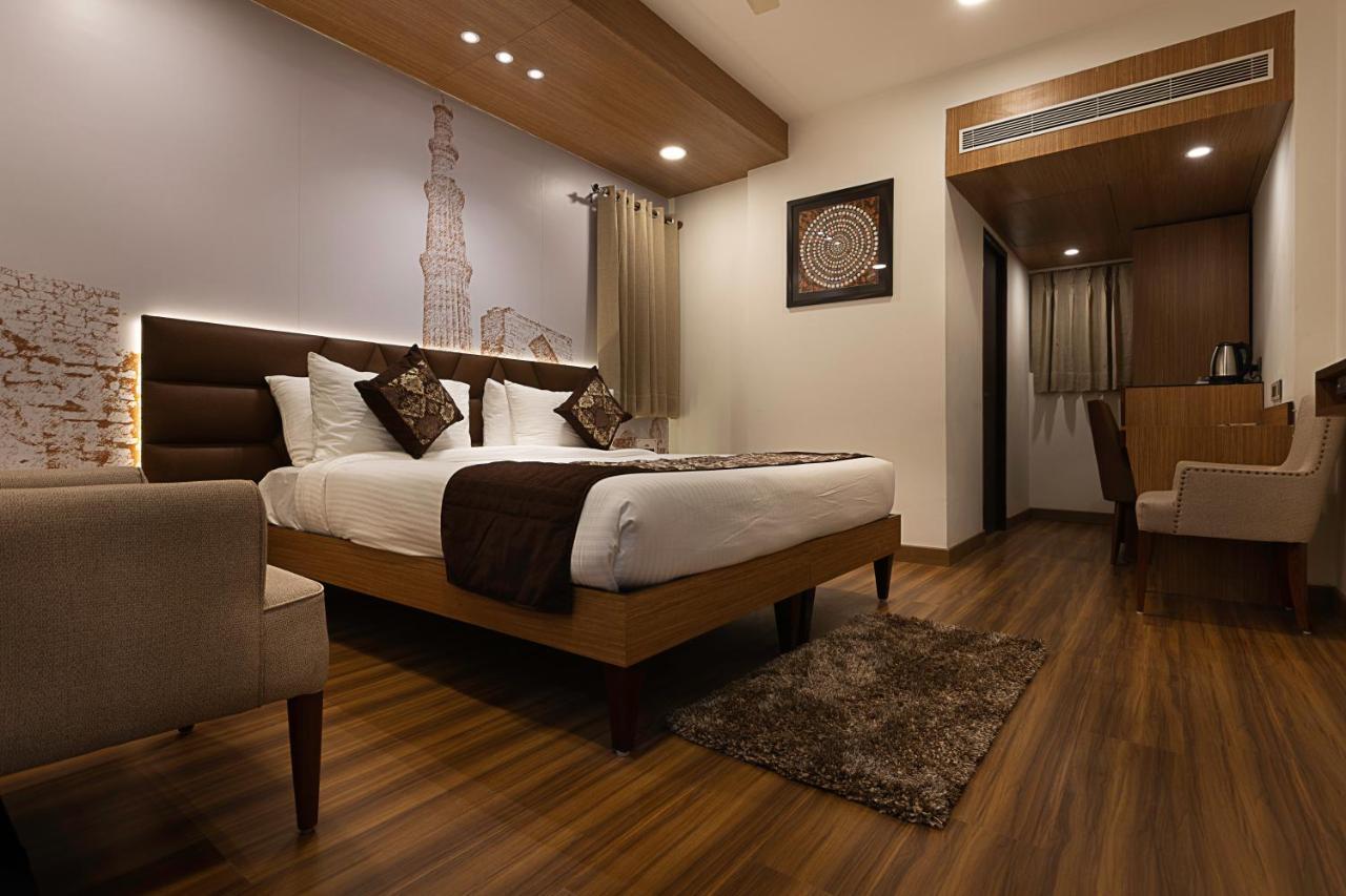 Delhieez - A Boutique Hotel ニューデリー エクステリア 写真
