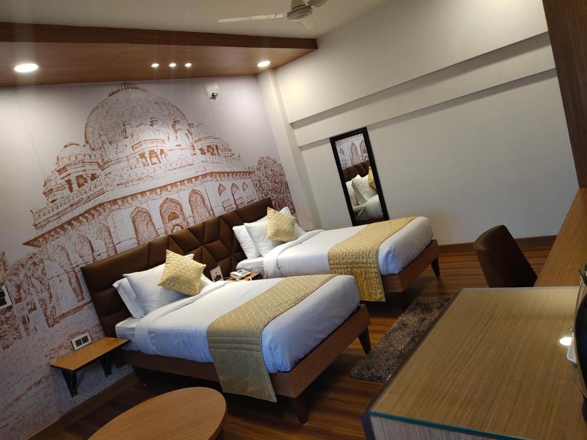 Delhieez - A Boutique Hotel ニューデリー エクステリア 写真