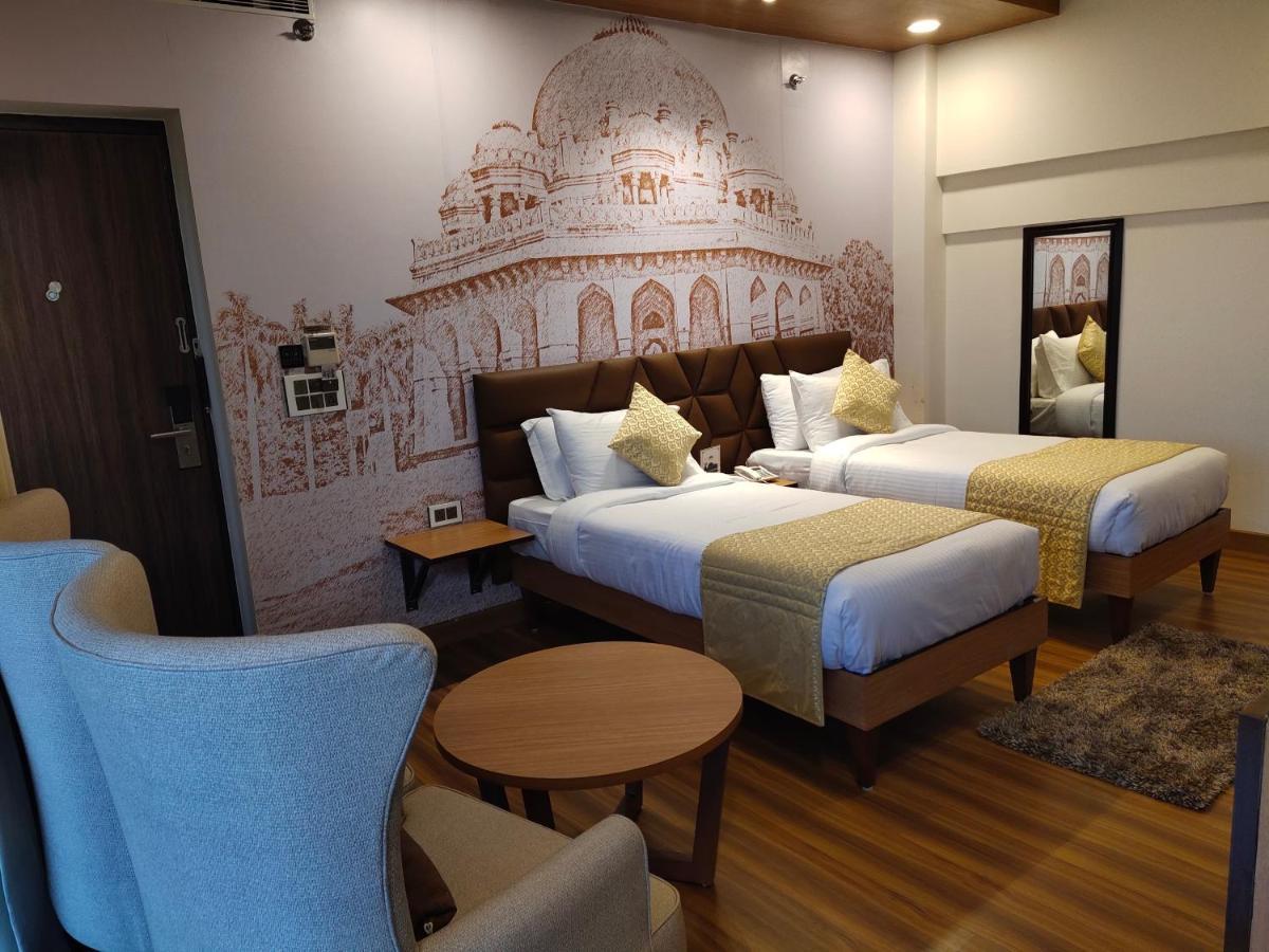 Delhieez - A Boutique Hotel ニューデリー エクステリア 写真
