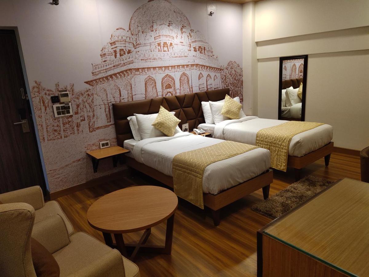 Delhieez - A Boutique Hotel ニューデリー エクステリア 写真