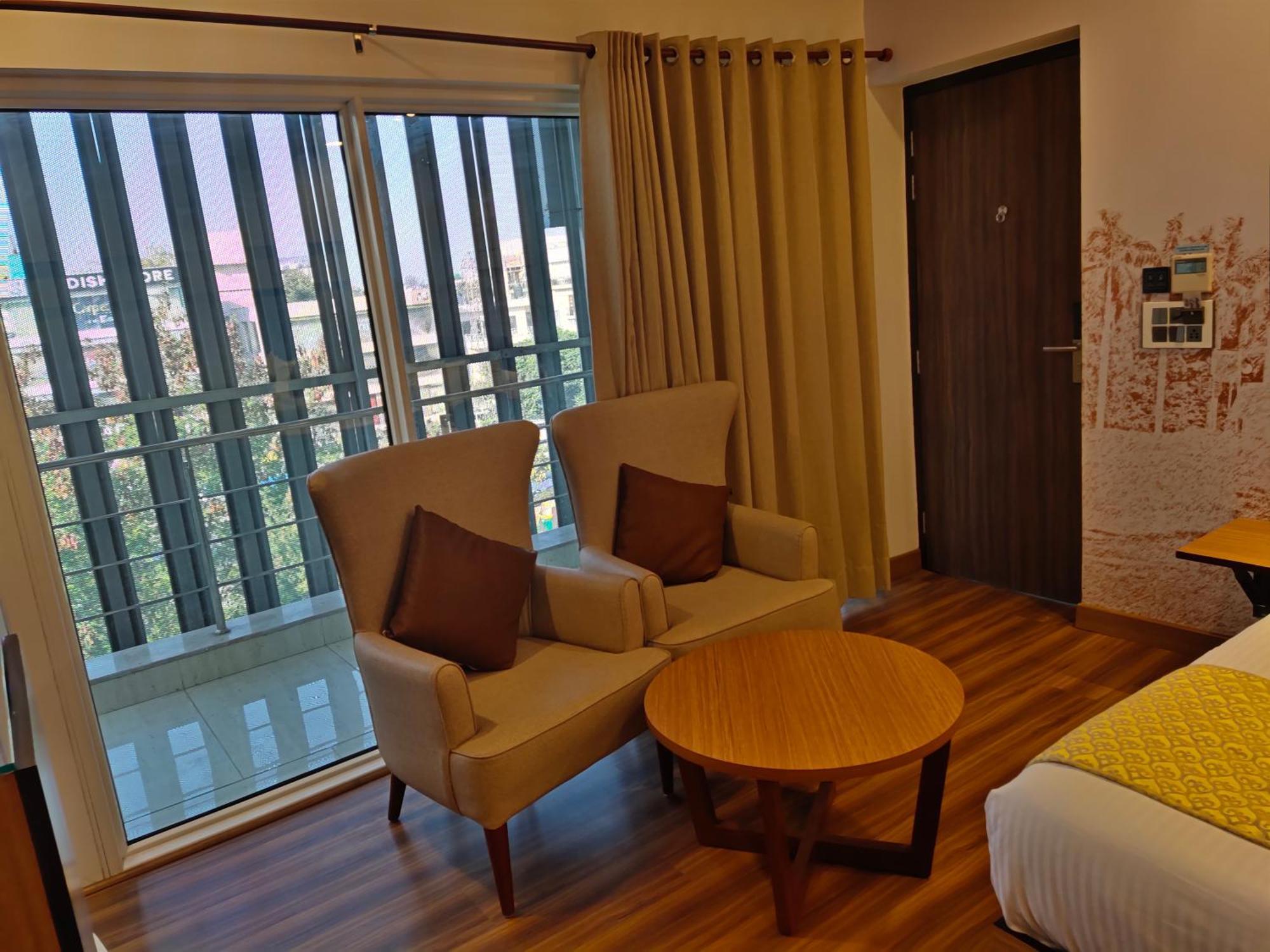 Delhieez - A Boutique Hotel ニューデリー エクステリア 写真