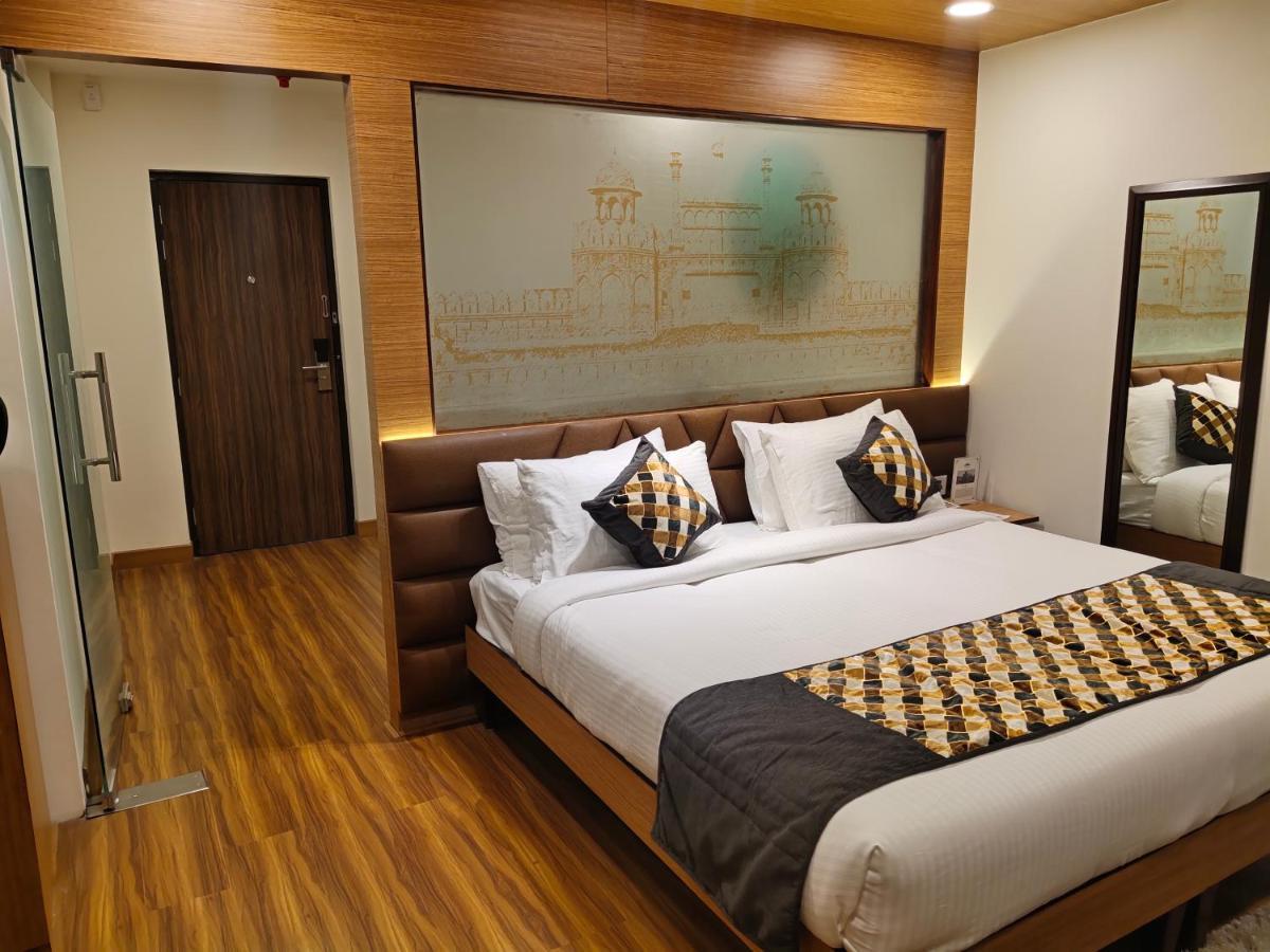 Delhieez - A Boutique Hotel ニューデリー エクステリア 写真
