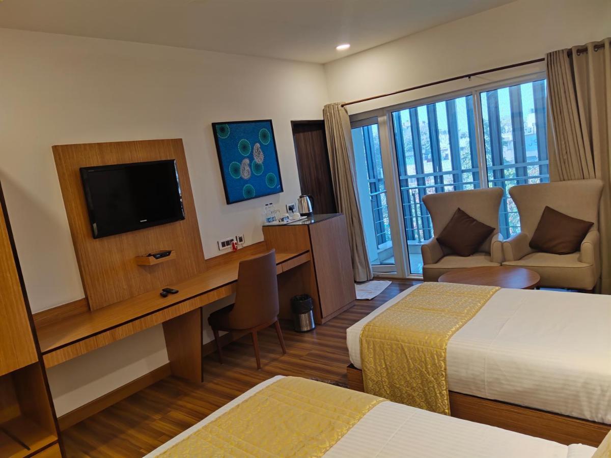 Delhieez - A Boutique Hotel ニューデリー エクステリア 写真