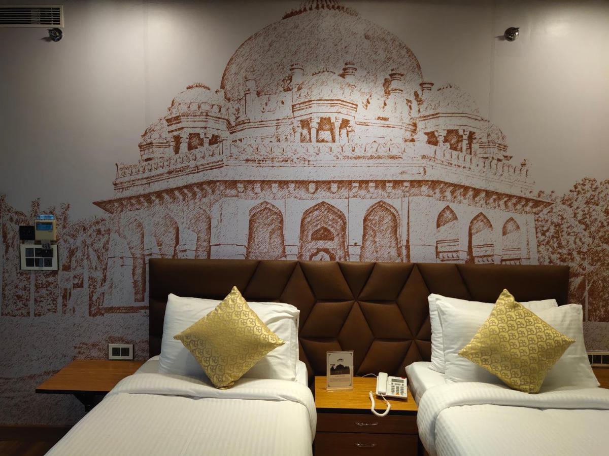 Delhieez - A Boutique Hotel ニューデリー エクステリア 写真